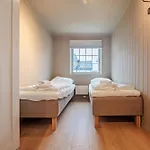 Luxury In The Heart Of Reine, Lofoten * 雷讷