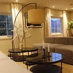 Luxury In The Heart Of Reine, Lofoten 別荘 レーヌ