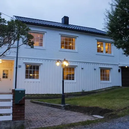 Luxury In The Heart Of Reine, Lofoten *
