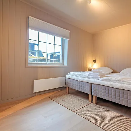 Luxury In The Heart Of Reine, Lofoten Tatil Evi *