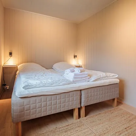 Luxury In The Heart Of Reine, Lofoten