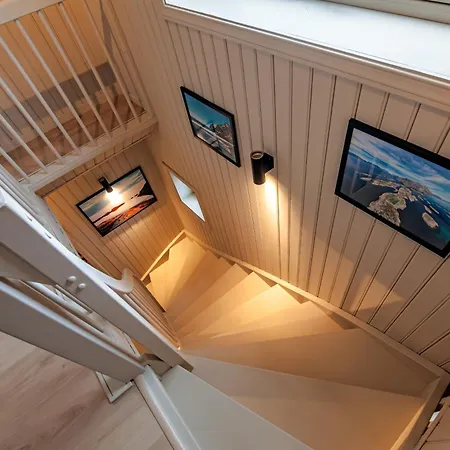 Luxury In The Heart Of Reine, Lofoten בית נופש ריינה
