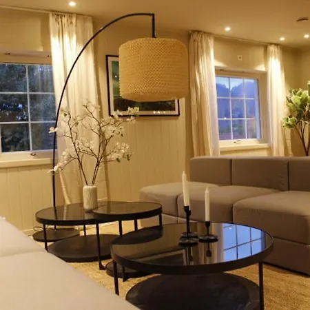 Luxury In The Heart Of Reine, Lofoten Holiday home Reine