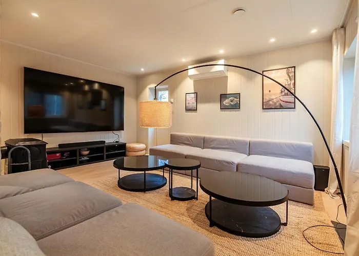 Luxury In The Heart Of Reine, Lofoten *