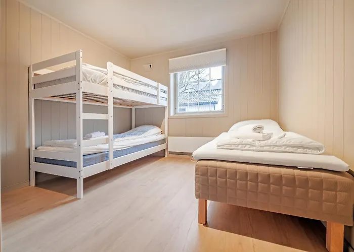 Luxury In The Heart Of Reine, Lofoten בית נופש ריינה