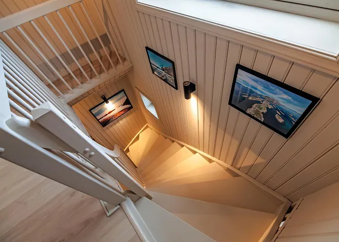 Luxury In The Heart Of Reine, Lofoten בית נופש ריינה